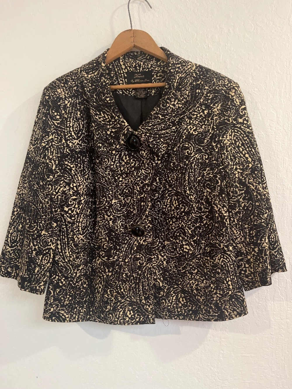 Frenz by Therese Benz Cropped Blazer